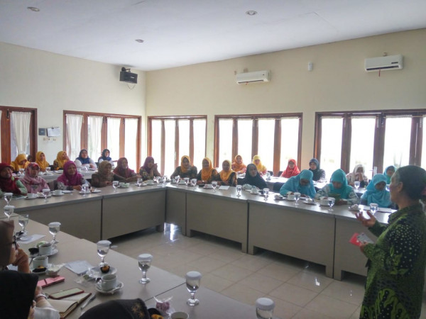 Pembinaan kader BKB tingkat kabupaten