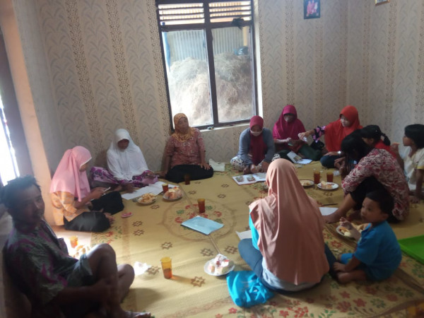 Arisan PKK RW 15 Kalinongko Lor