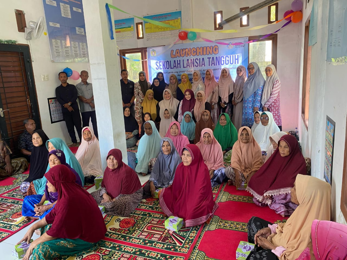 Launching sekolah lansia tangguh