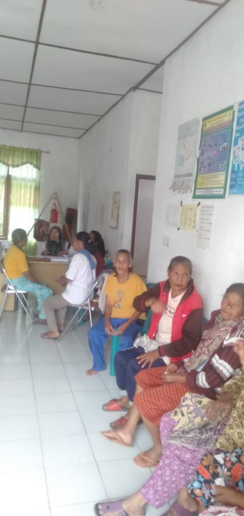 Pembinaan di Kelompok BKL dan Lansia