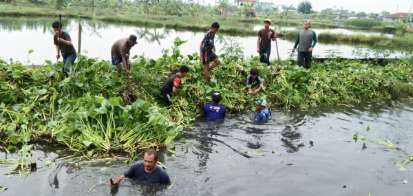 Kegiatan Gotong Royong bersama