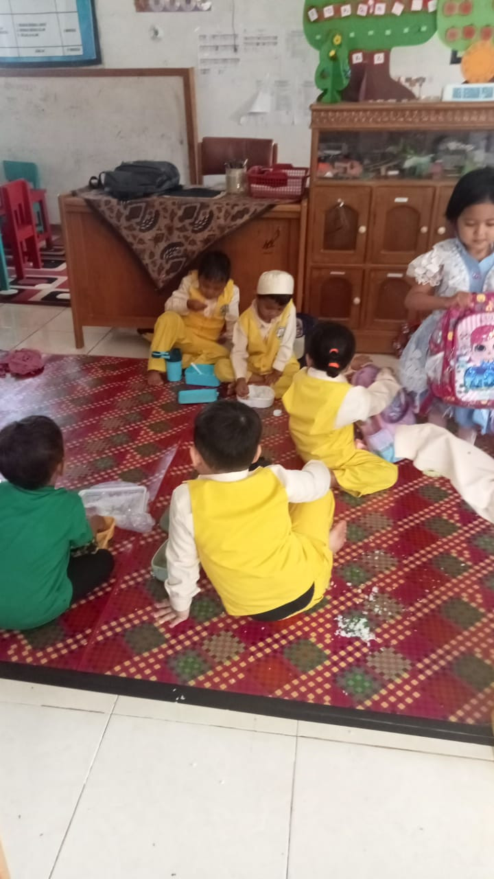 Makan Bersama