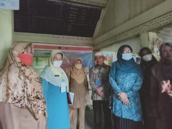 Kunjungan Tim Penilai Kelurahan Berprestasi