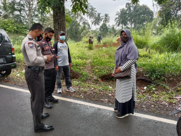 Pengawalan Penyelenggaran Penguburan Jenazah Terkonfirmasi Covid-19