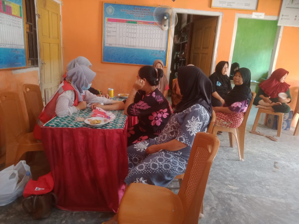 Pengobatan gratis dari PMI Kab,Sarolangun.desa lubres hilir.