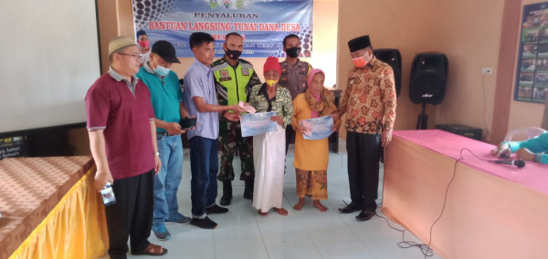 PENYALURAN BLT DANA DESA 