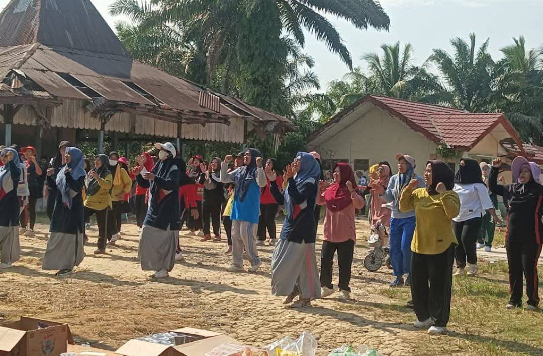 kegiatan jalan santai dan senam bersama