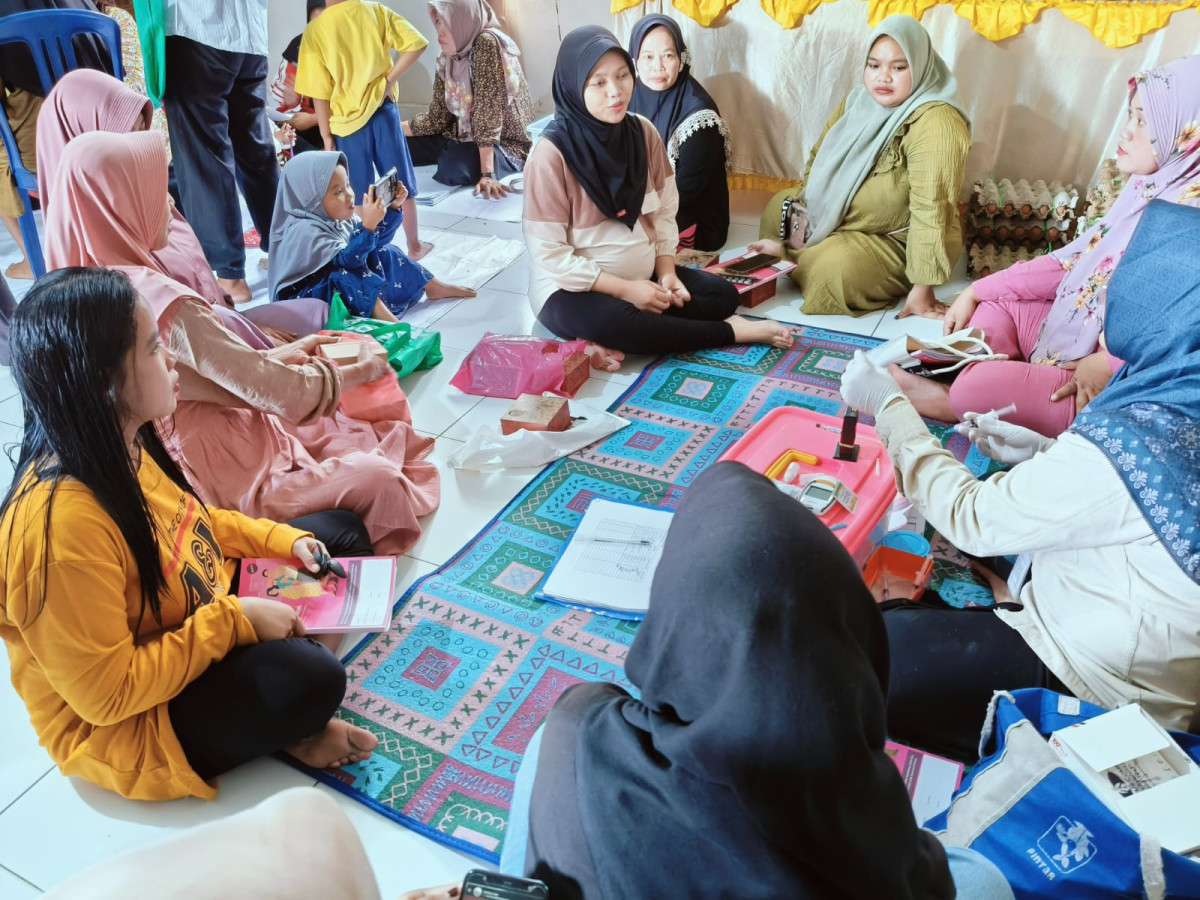 Pembinaan 1000 HPK dan KIE KB Pasca Persalinan