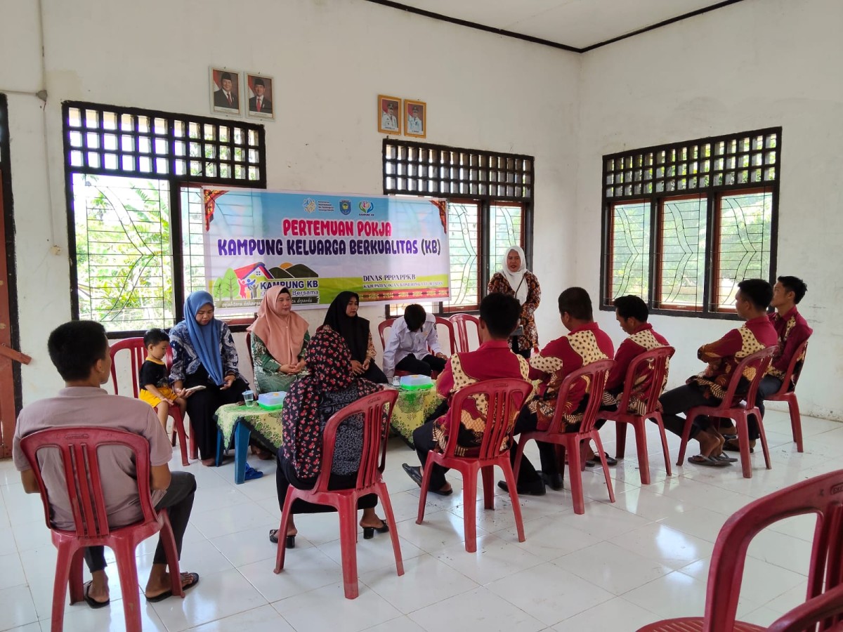 Pembinaan Poka Kampung KB ( Kampung Keluarga Berkualitas )
