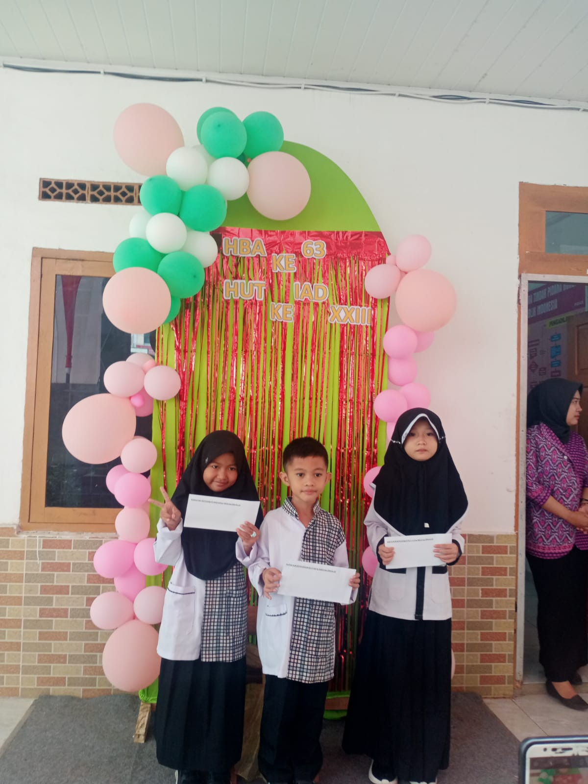 Bantuan beasiswa anak kepada anak sd