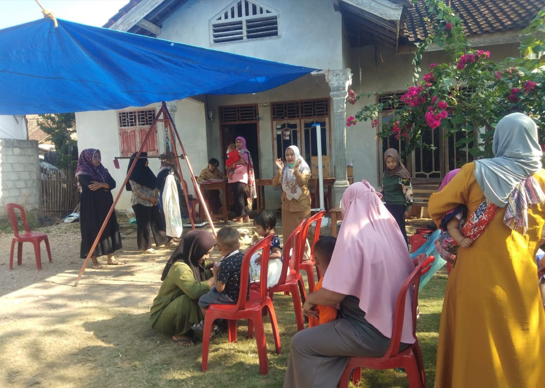 Posyandu KENANGA DAN PEMBAGIAN OBAT CACING SERTA PENYULUHAN TENTANG PENYAKIT KECACINGAN