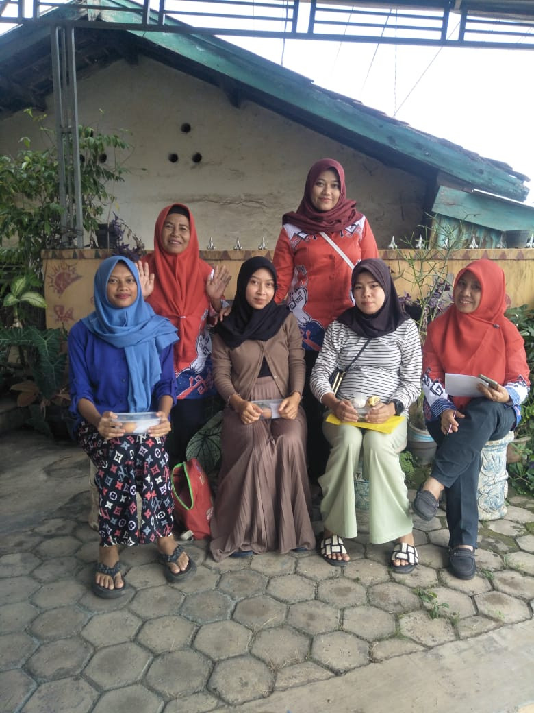 PEMBINAAN KELOMPOK KEGIATAN BINA KELUARGA REMAJA ( BKR )