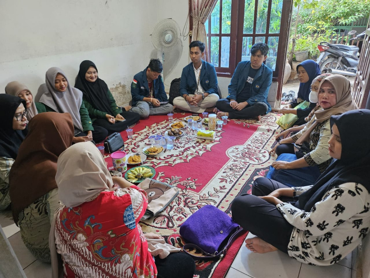 Melakukan kie kelompok terhadap pik remaja