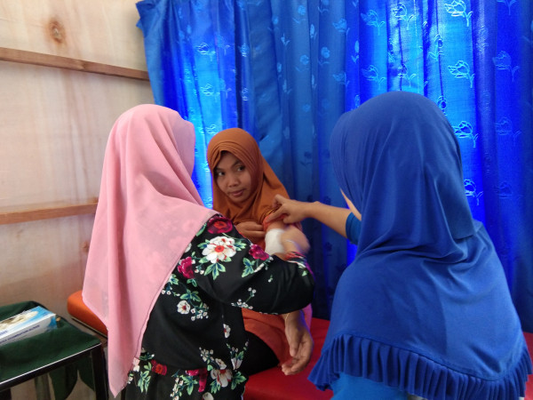 Fasilitasi Penggerakan Program KKBPK Bagi Penyuluh KB ( Tim Keluarga Berencana Keliling/TKBK) Desa