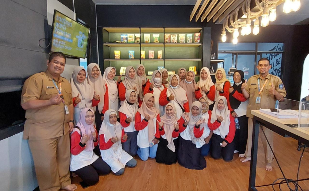 Kunjungan IKM Potensial Desa Penyamun Ke UPTD Promosi dan Kemasan Perindusterian dan Perdaggangan Provinsi Kepulauan Bangka Belitung sekaligus Kunjungan Ke Galery PLUT KUMKM Babel