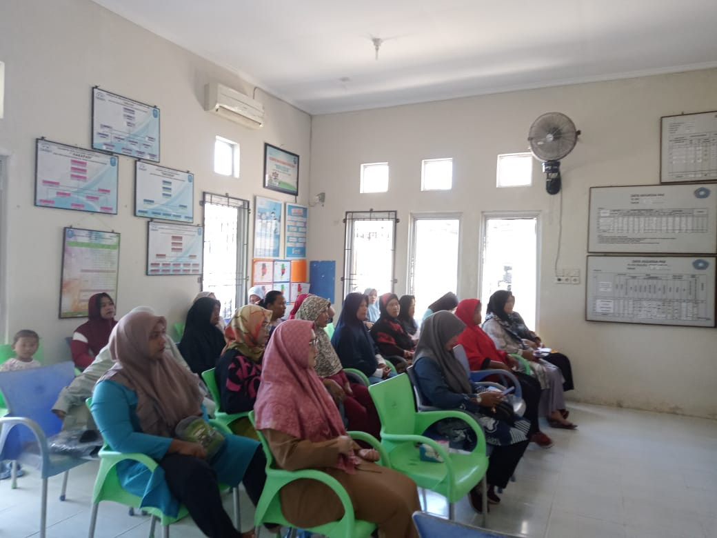 PENYULUHAN KESEHATAN TENTANG REPRODUKSI WANITA