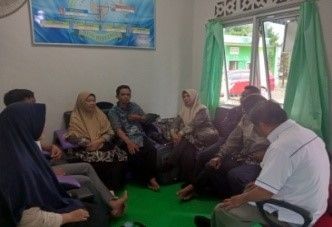 Rapat tentang pembahasan koperasi merah putih penyamun