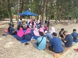 Refresing family gathering BPD se Kecamatan Pemali di pantai tikus emas