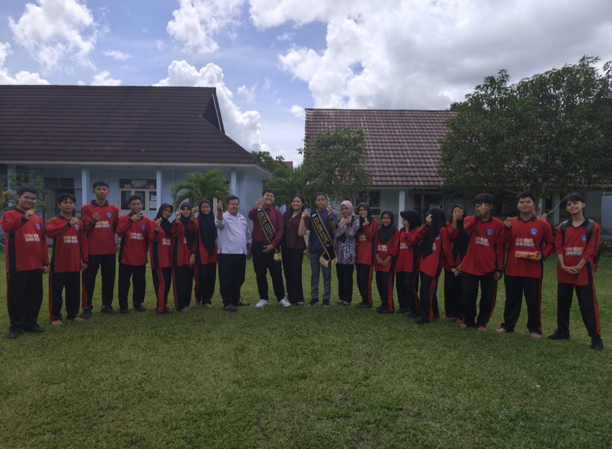 Sosialisasi kegiatan pik r di SMK 1 ( SSK)