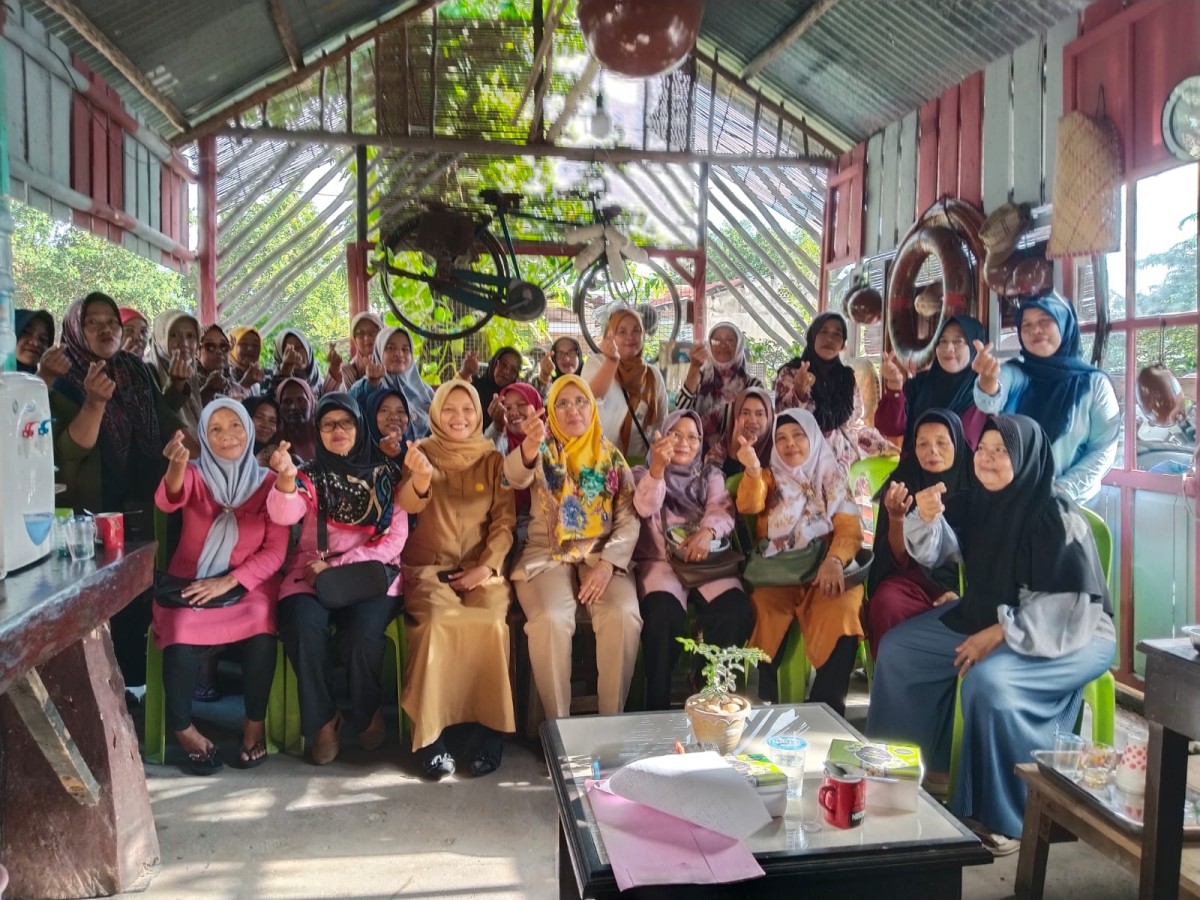 Pertemuan PKK serta Penyuluhan