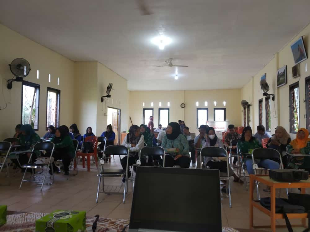 PEMBENTUKAN KAMPUNG KB DAN RUMAH DATA KU DI DESA SIJUK