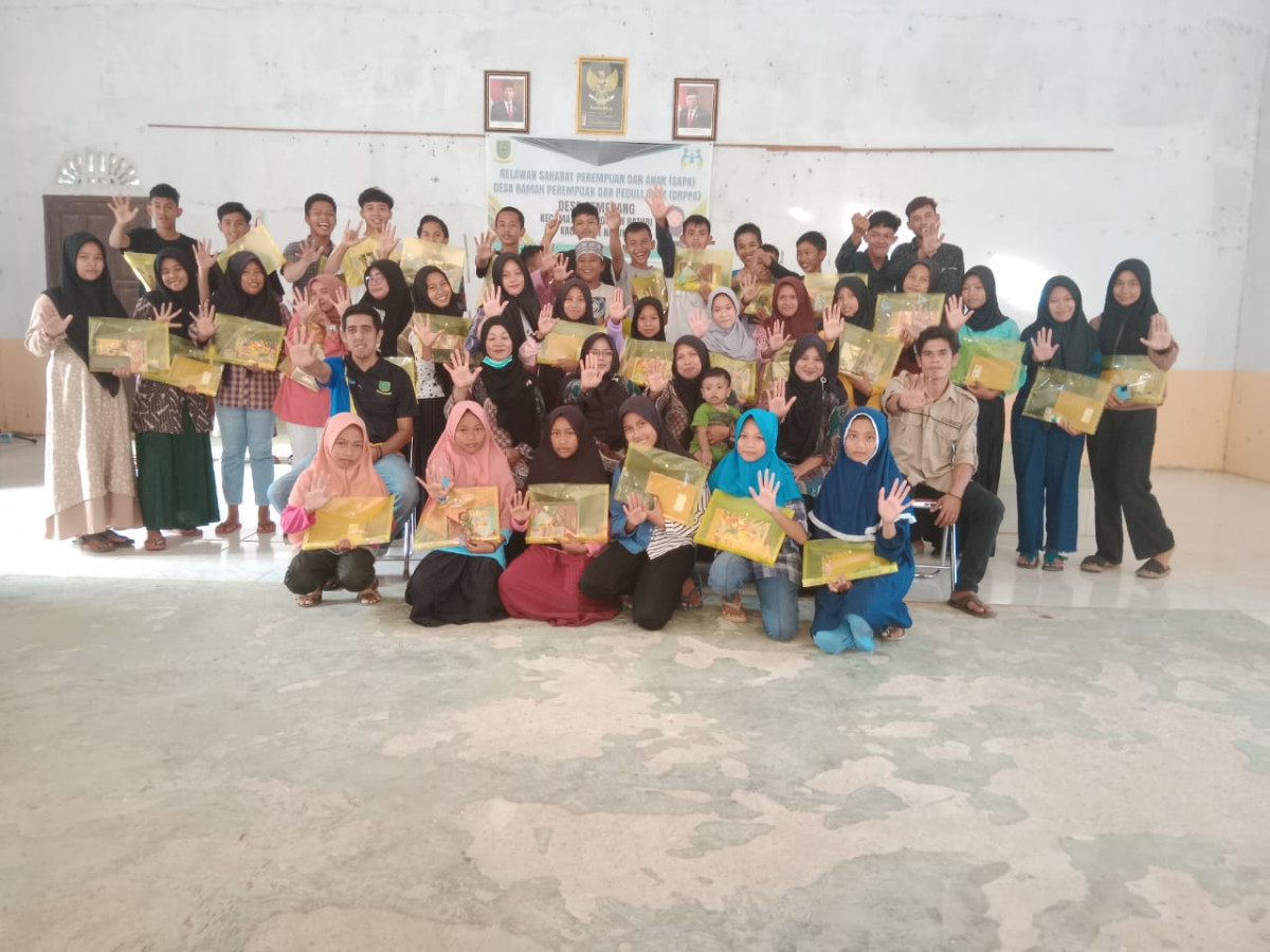 Relawan sahabat perempuan dan anak (Sapa)