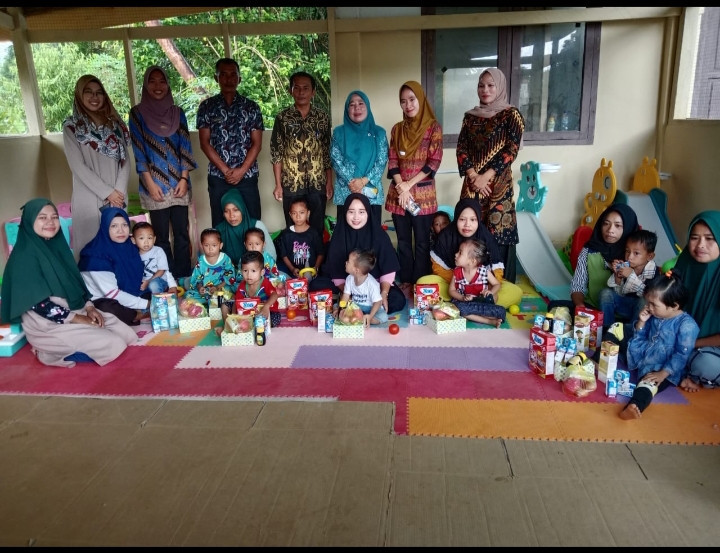 Pemberian PMT Bagi Balita beresiko stunting