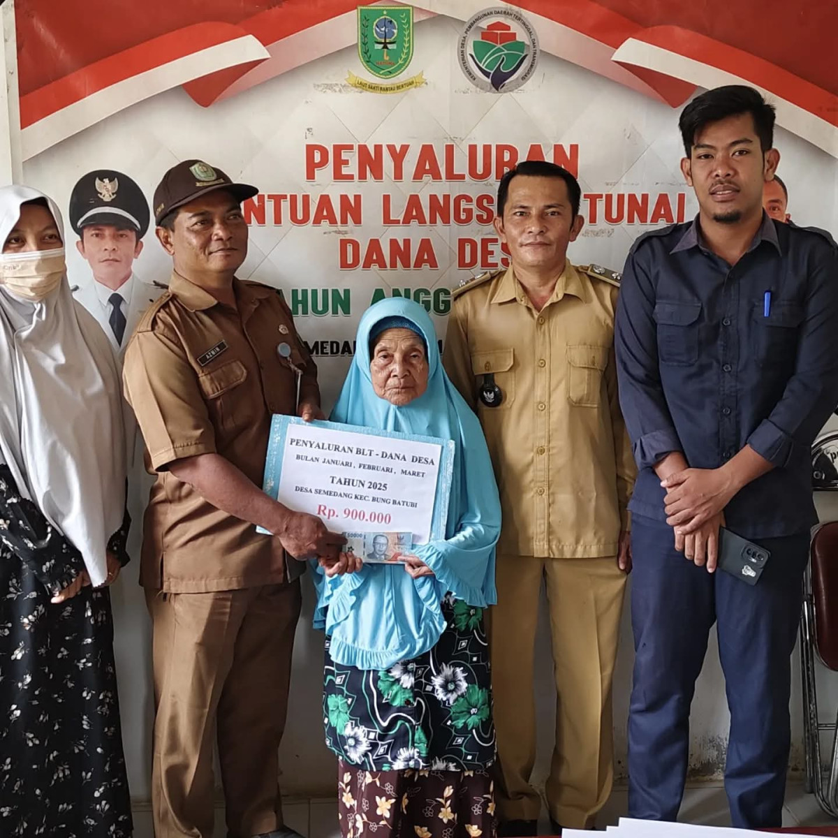 Penyaluran BLT DD