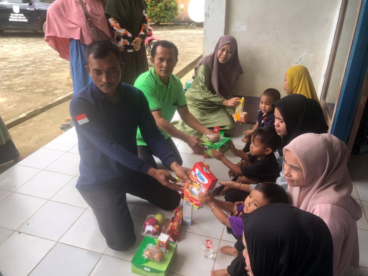Pemberian tambahan asupan gizi bagi balita dengan status gizi kurang