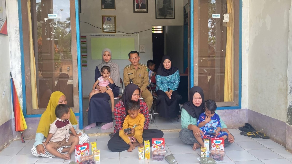 Pemberian tambahan asupan gizi bagi balita dengan status gizi kurang