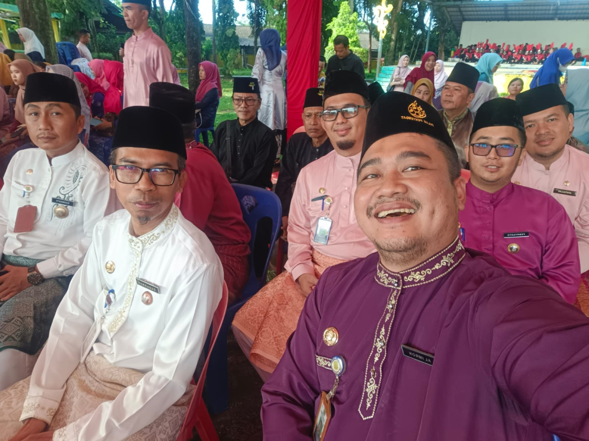 Ketua TPPS Kelurahan Se kota Tanjungpinang Mengikuti upacara Hardiknas