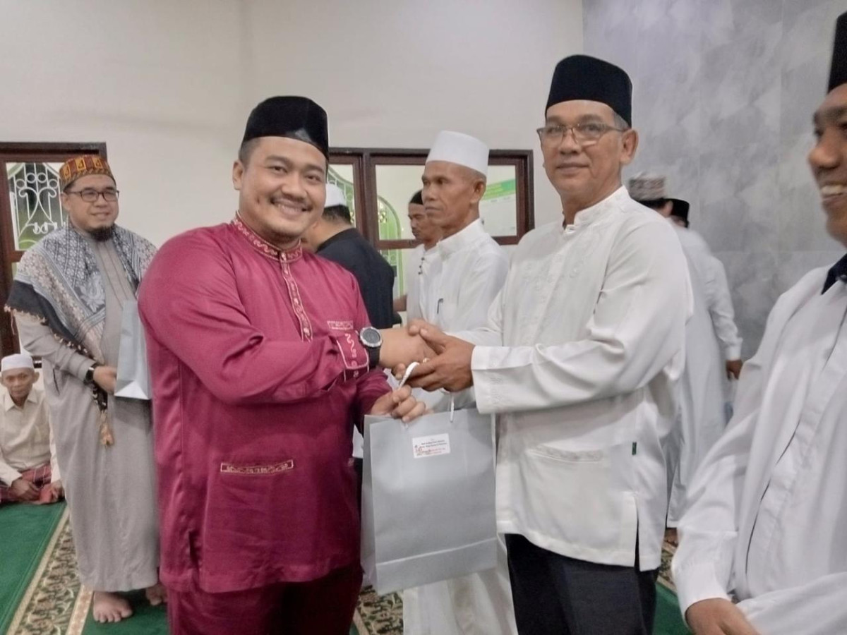 Ketua TPPS Kelurahan Pinang kencana Beserta Forum Rt/Rw Menghadiri HALAL BI HALAL
