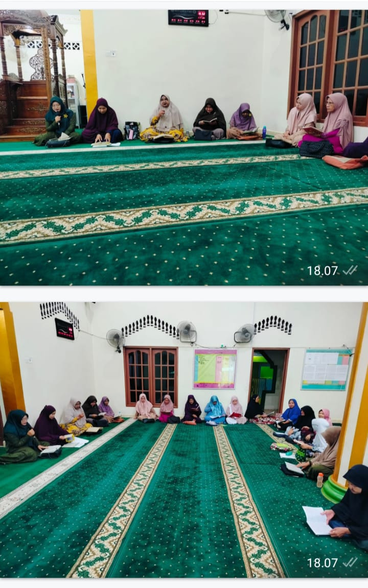 Ibu-ibu Majelis Ta'lim Nurul Huda Mengadakan Pengajian Rutin Seminggu Sekali Agar Merasakan Perubahan Positif Pada Dirinya Dalam Kehidupan Mereka Serta Menjadi Lebih Baik Dalam Menjalankan Ajaran Agama