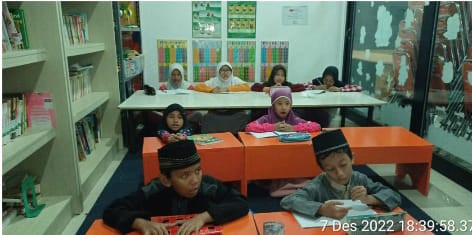 Belajar mengaji bersama