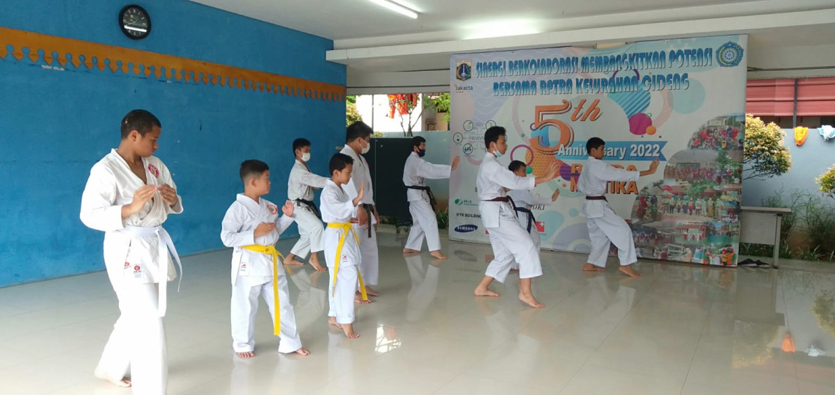 Latihan karate