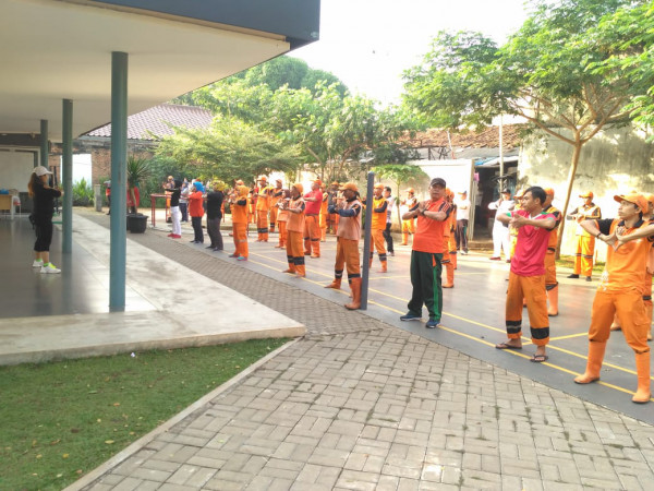 Senam Kelurahan Cempaka Putih Timur