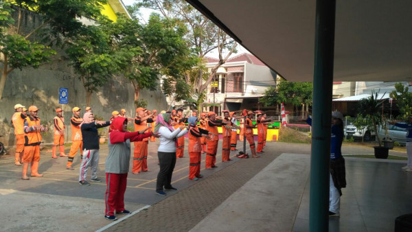Senam Kelurahan Cempaka Putih Timur