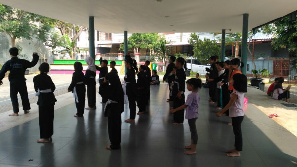 Latihan Silat