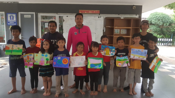 hasil latihan mewarnai