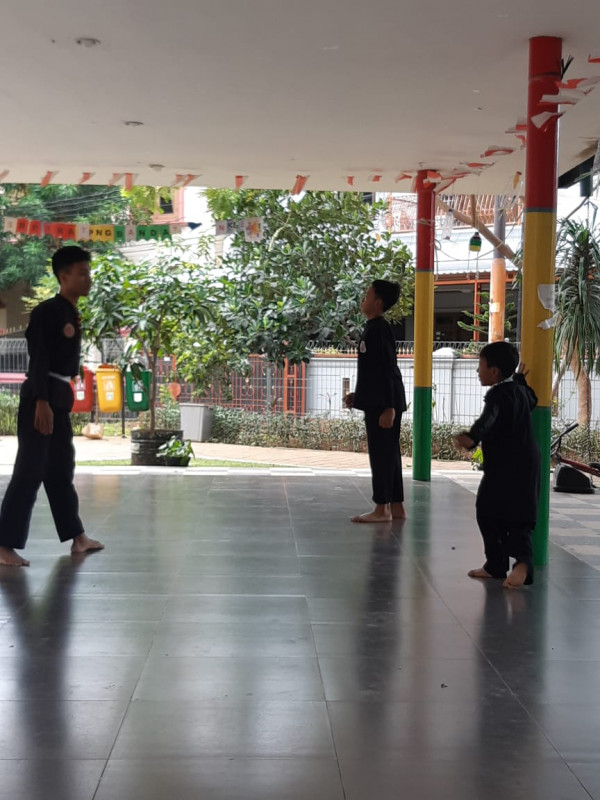 Latihan Pencak Silat