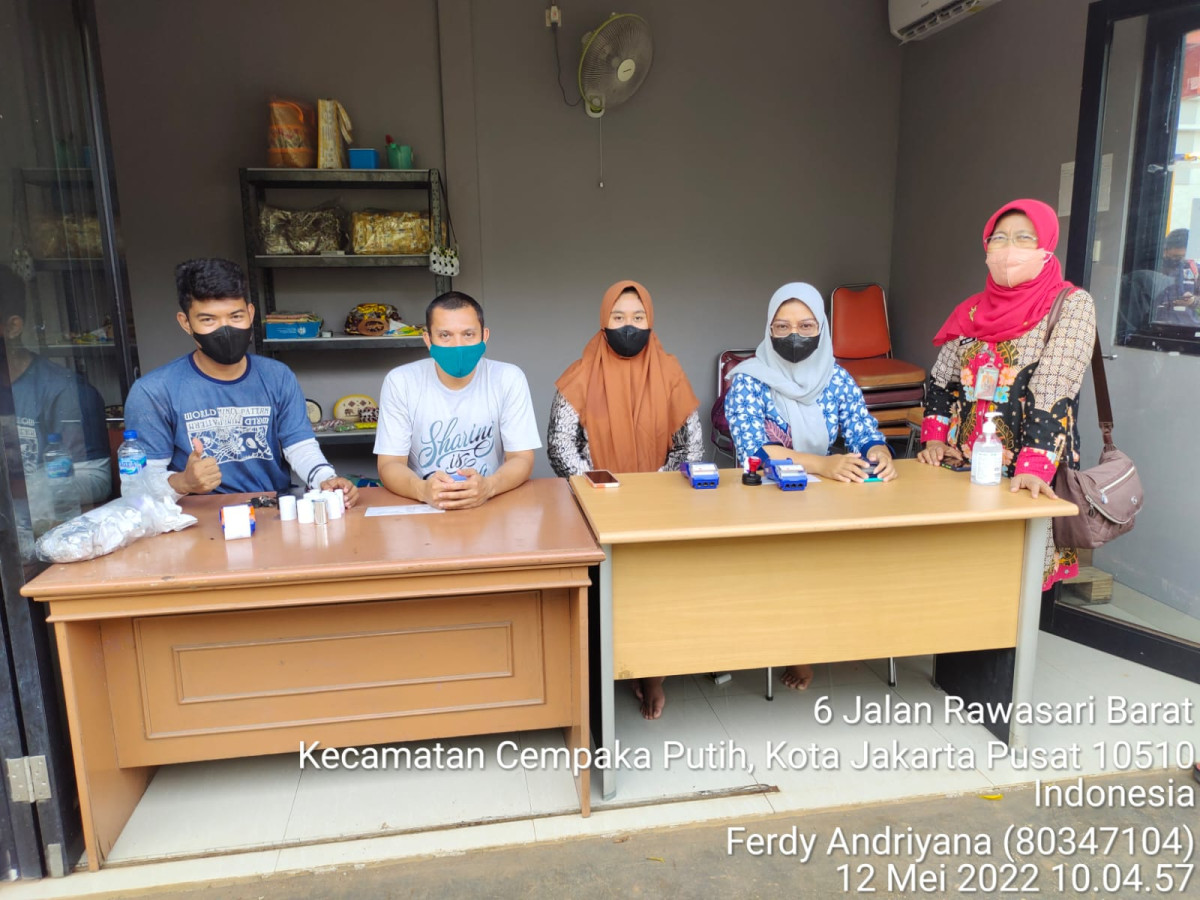 Kegiatan  transaksi pangan  bersubsidi bulan Mei di  RPTRA  Beringin