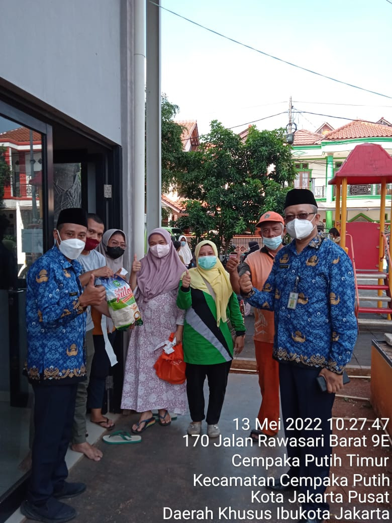 Pendistribusian  pangan  bersubsidi di  RPTRA  Beringin