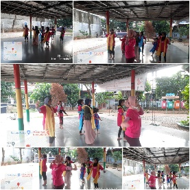 kegiatan menari anak- anak di Aula RPTRA Kp.Benda