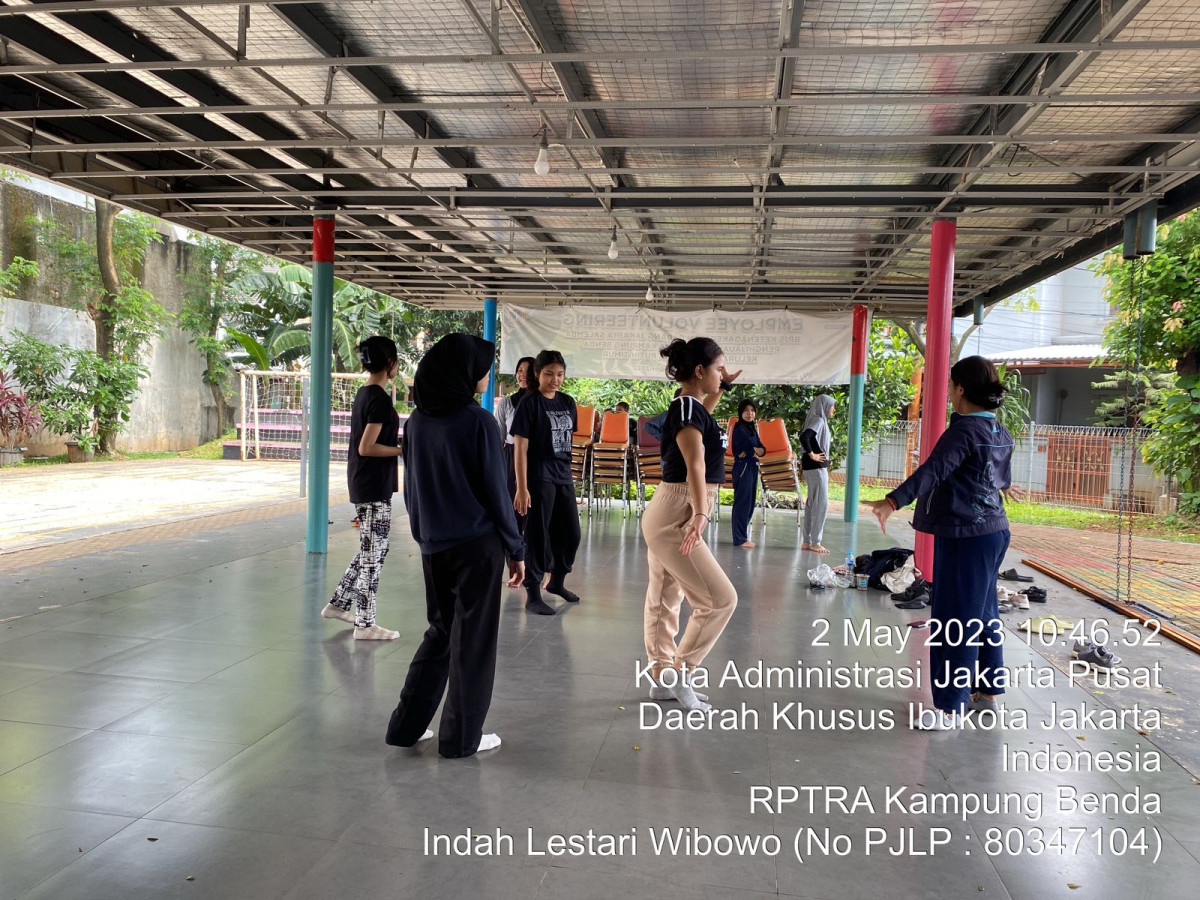 Kegiatan Tari dari SMAN 77 Jakarta