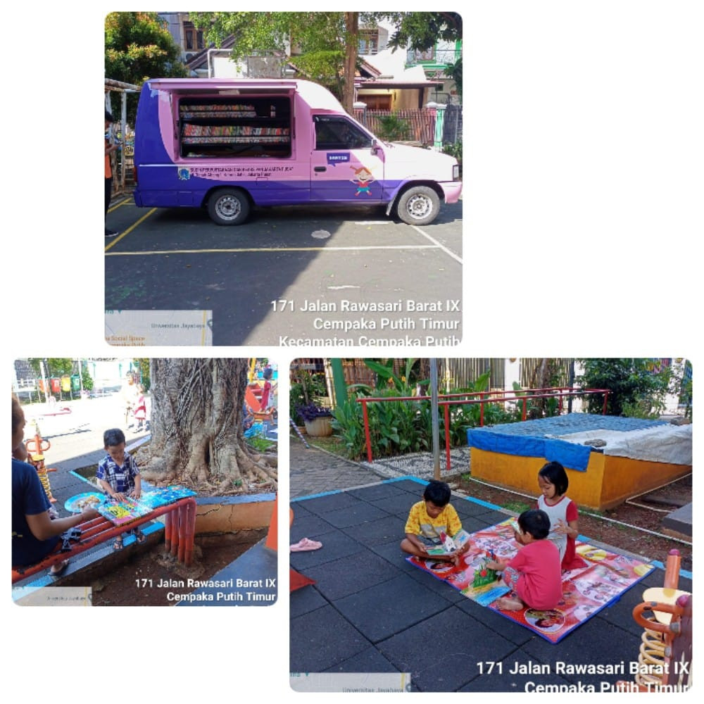 Memfasilitasi pengunjung membaca buku di area rptra dengan pendampingan sudin pusip (perpustakaan keliling)