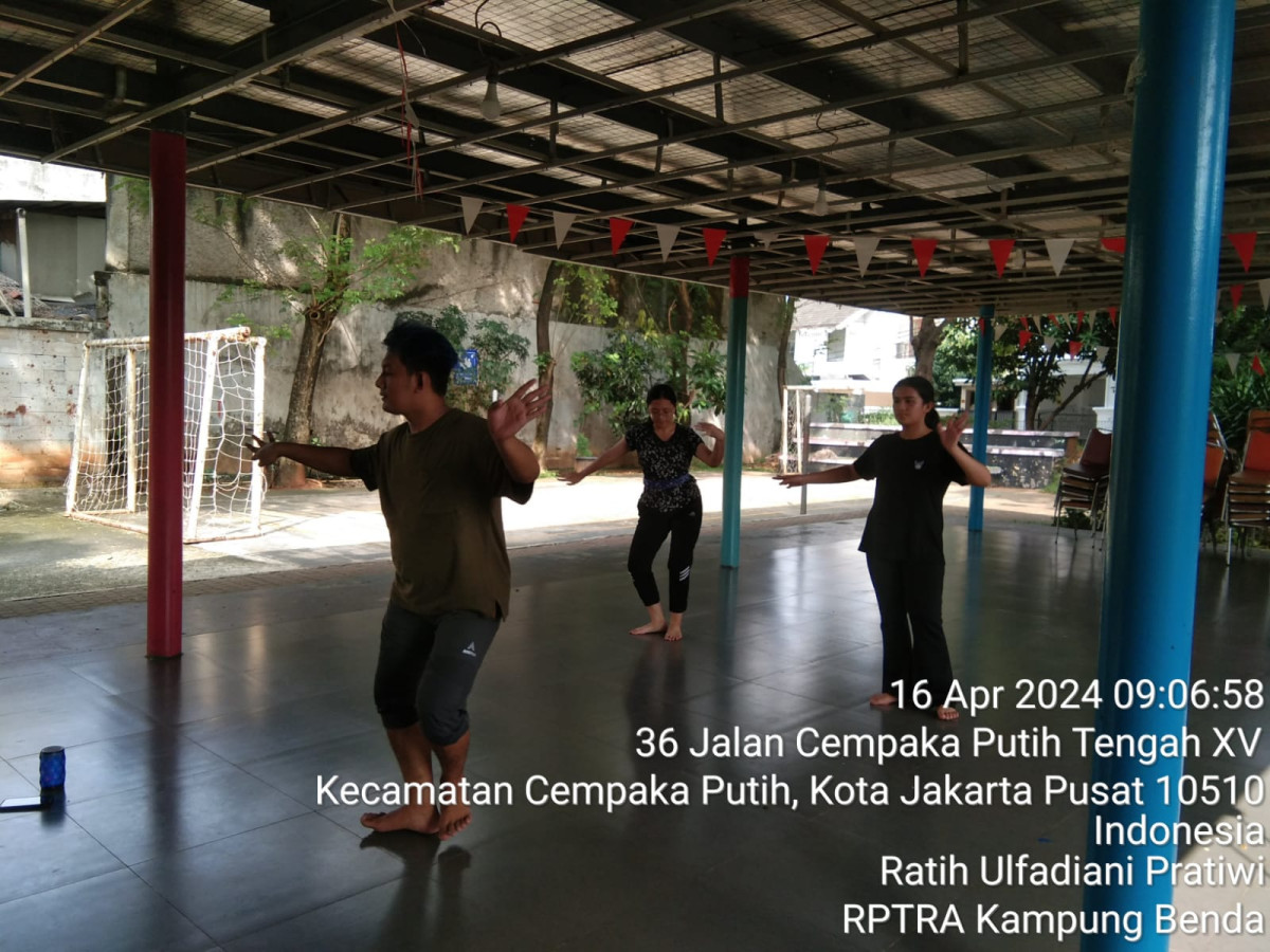 Kegiatan latihan Tari