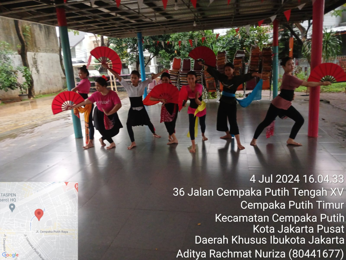 Memfasilitasi Kegiatan Menari DIRPTRA Kampung Benda