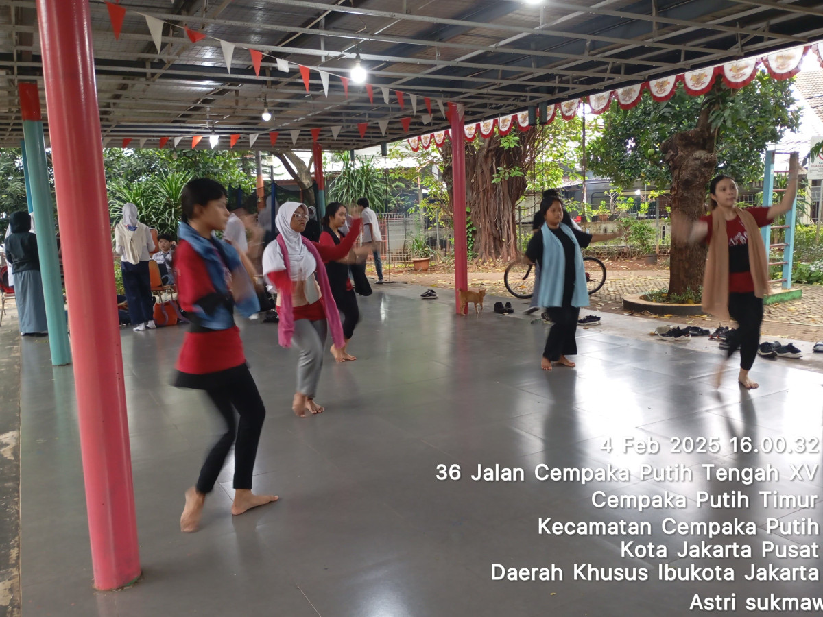 Kegiatan latihan Tari