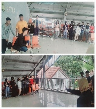 Kegiatan latihan Ekstrakurikuler TRIPLE X TEATER  siswa siswi SMA Negeri  30 Jakarta di RPTRA Beringin
