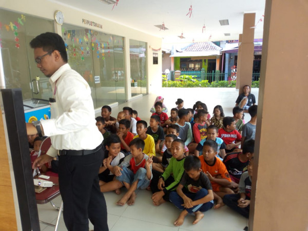 Penyuluhan Tentang Kesehatan Dari Yakult